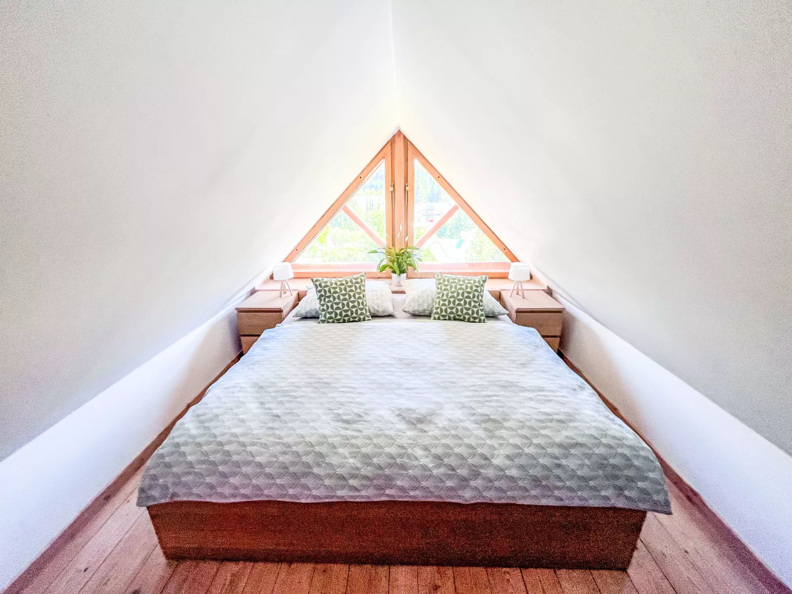 Sachrův Kopec-Binnen