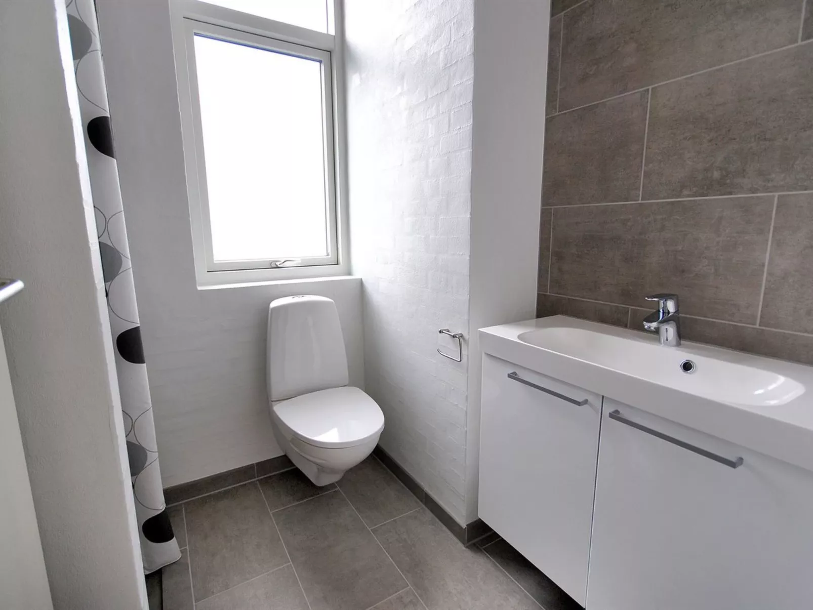 "Arisa" - 100m to the fjord-Binnen