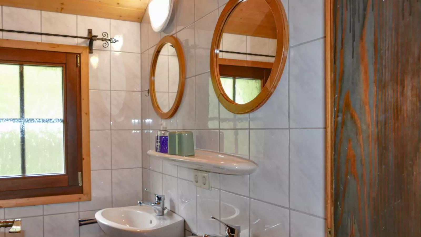 Alte Muehle-Badkamer