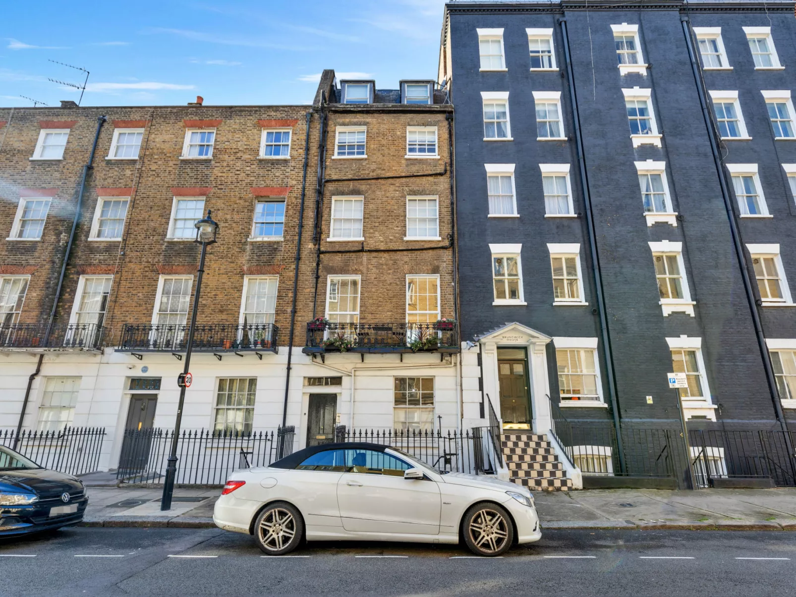 The Marylebone Marilyn-Buiten