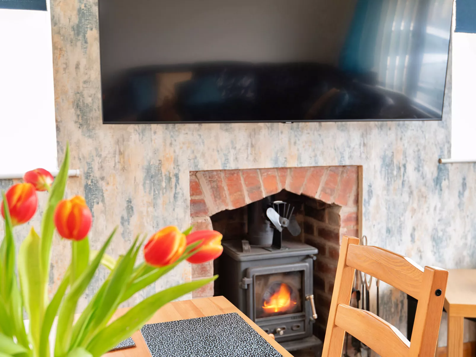 Llys Llewellyn-Binnen