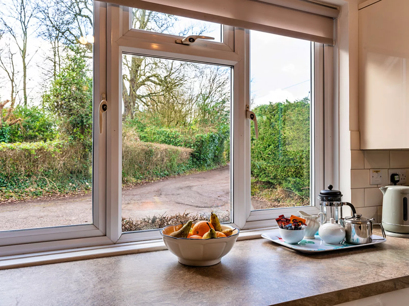 Glebe Cottage-Binnen