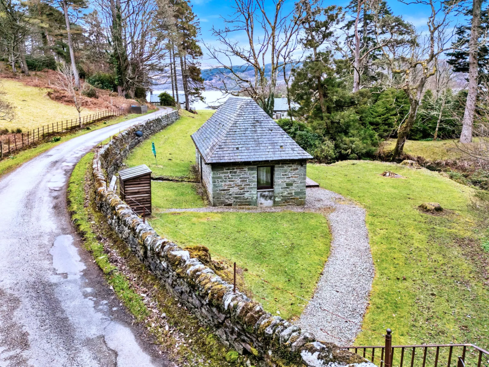 The Turbine House-Buiten
