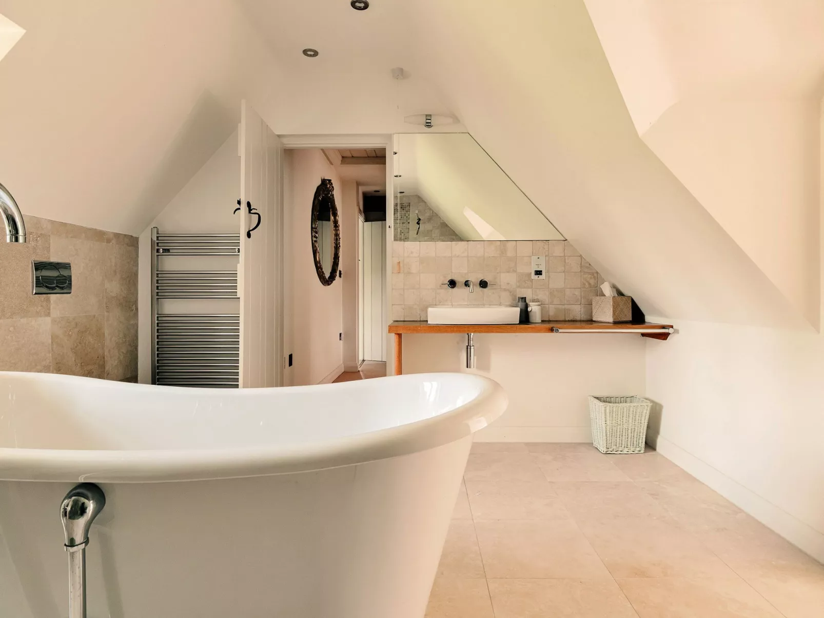 Windfall Cottage-Binnen