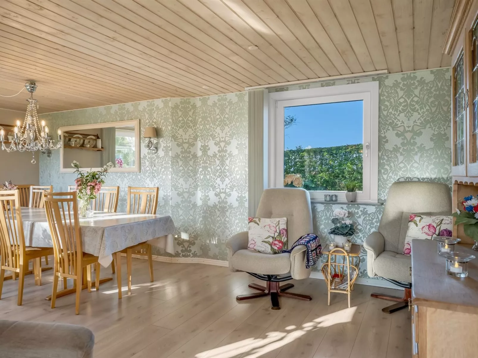 "Missa" - 2km to the fjord-Binnen