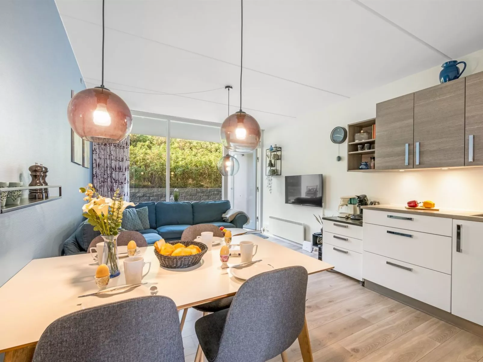 "Lelle" - 150m from the sea-Binnen