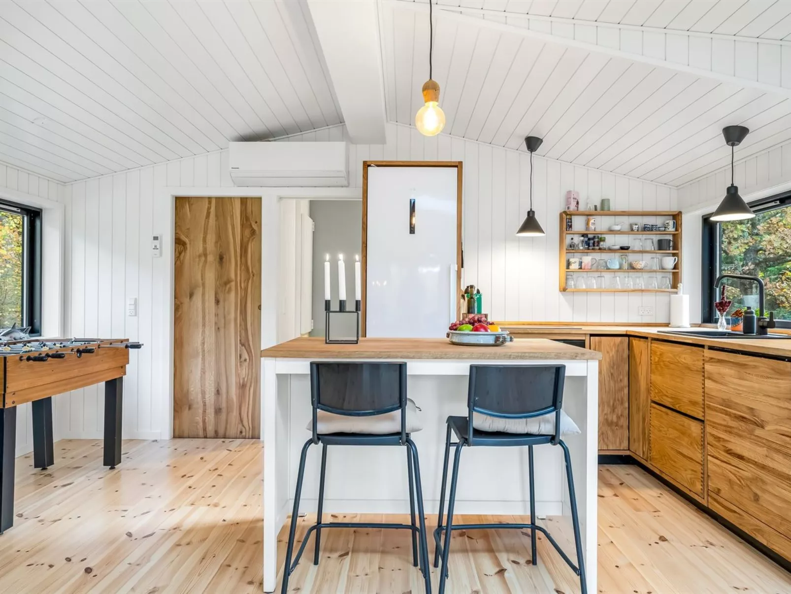 "Sofija" -  from the sea-Binnen