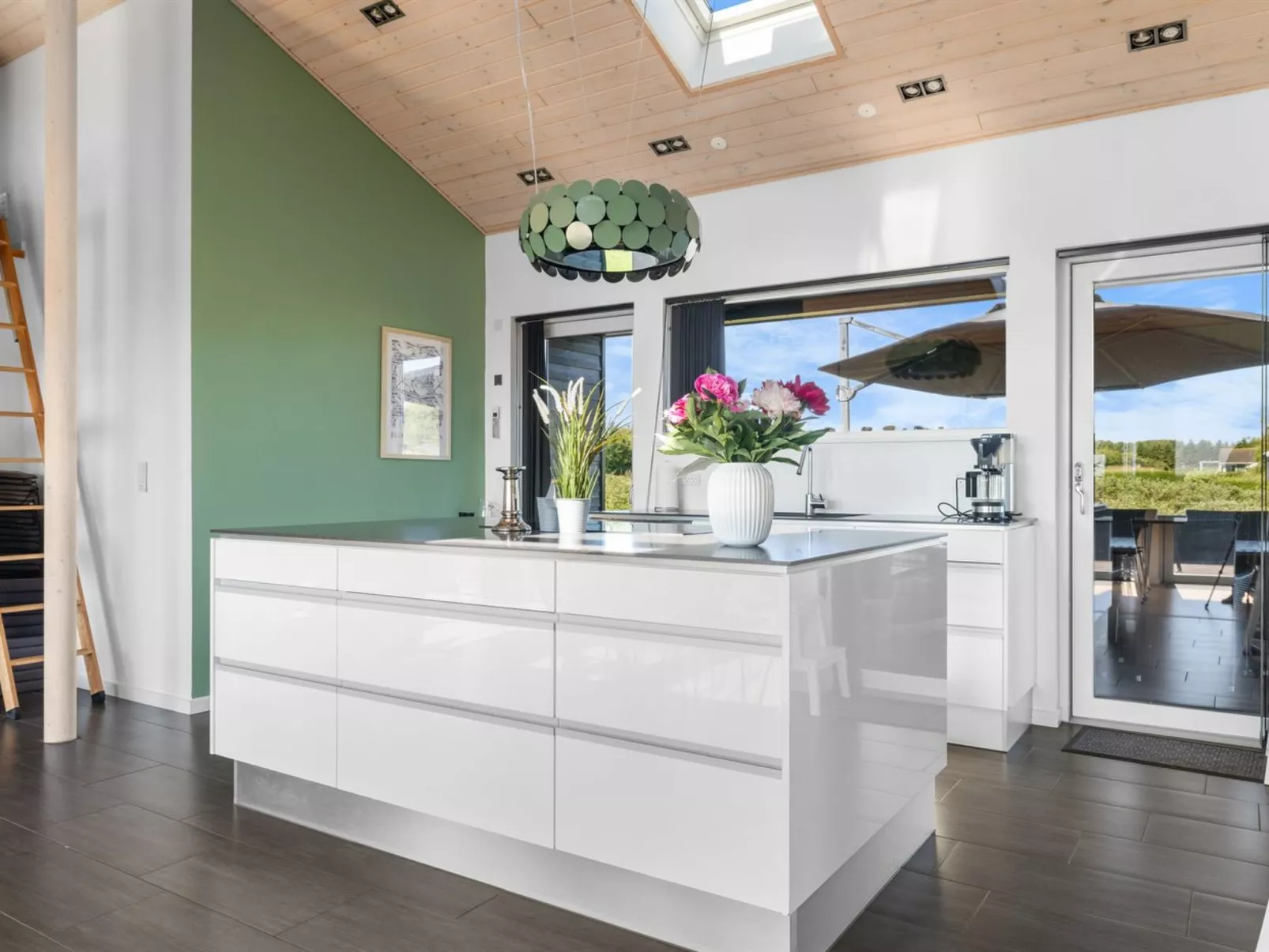 "Konsta" - 300m from the sea-Binnen