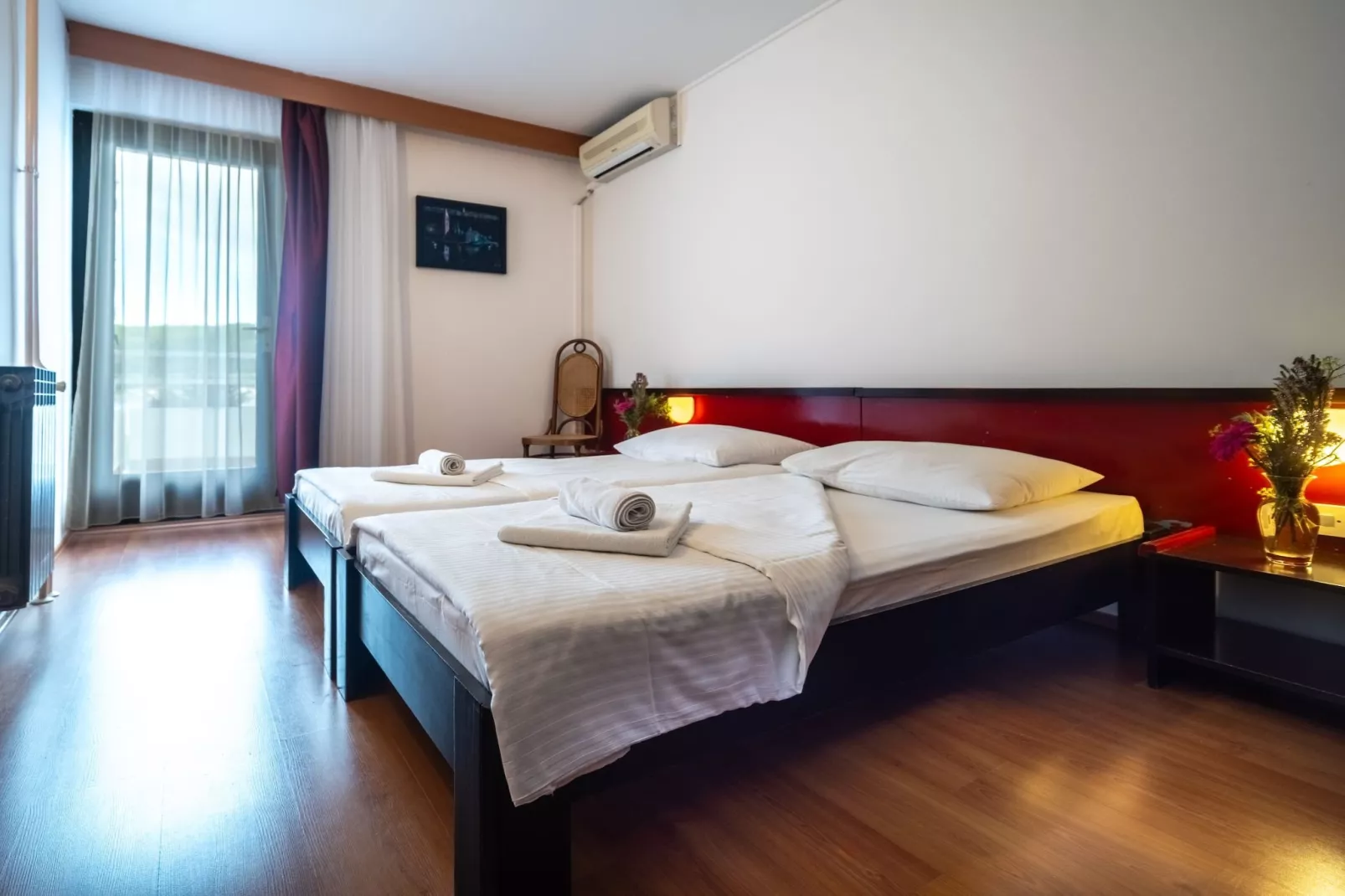 Hotel Issa - Double Room Sea View 10 - Slaapkamer