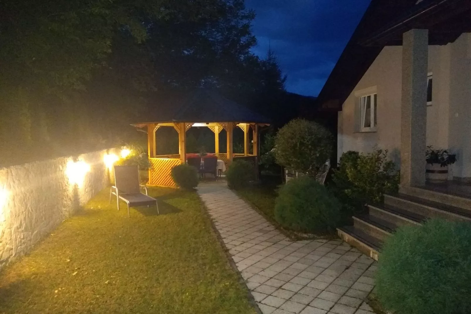 Apartments A&D - One Bedroom Apartment with Terrace and River View (Ana)-Buitenlucht