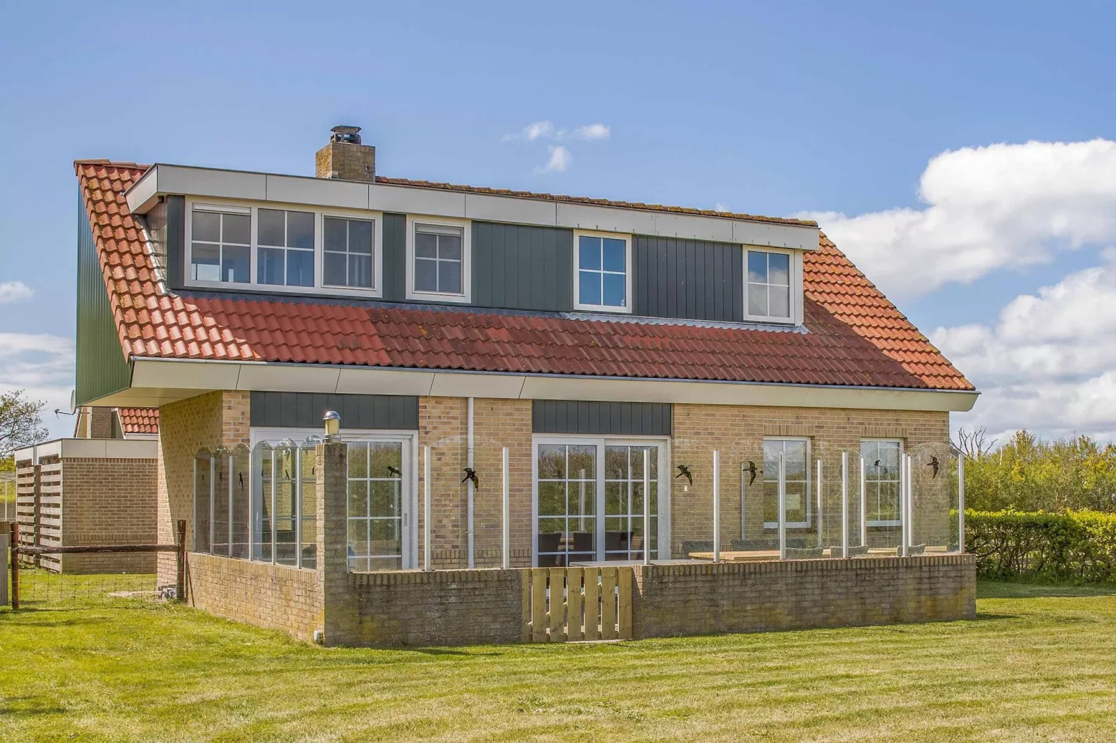 De Annabella 11- De Zandhaas-Buitenkant zomer