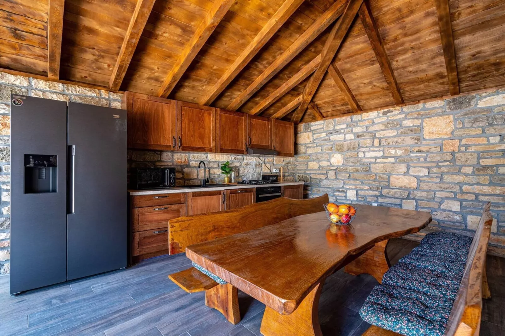 Luxury Villa Escape-Eetkamer