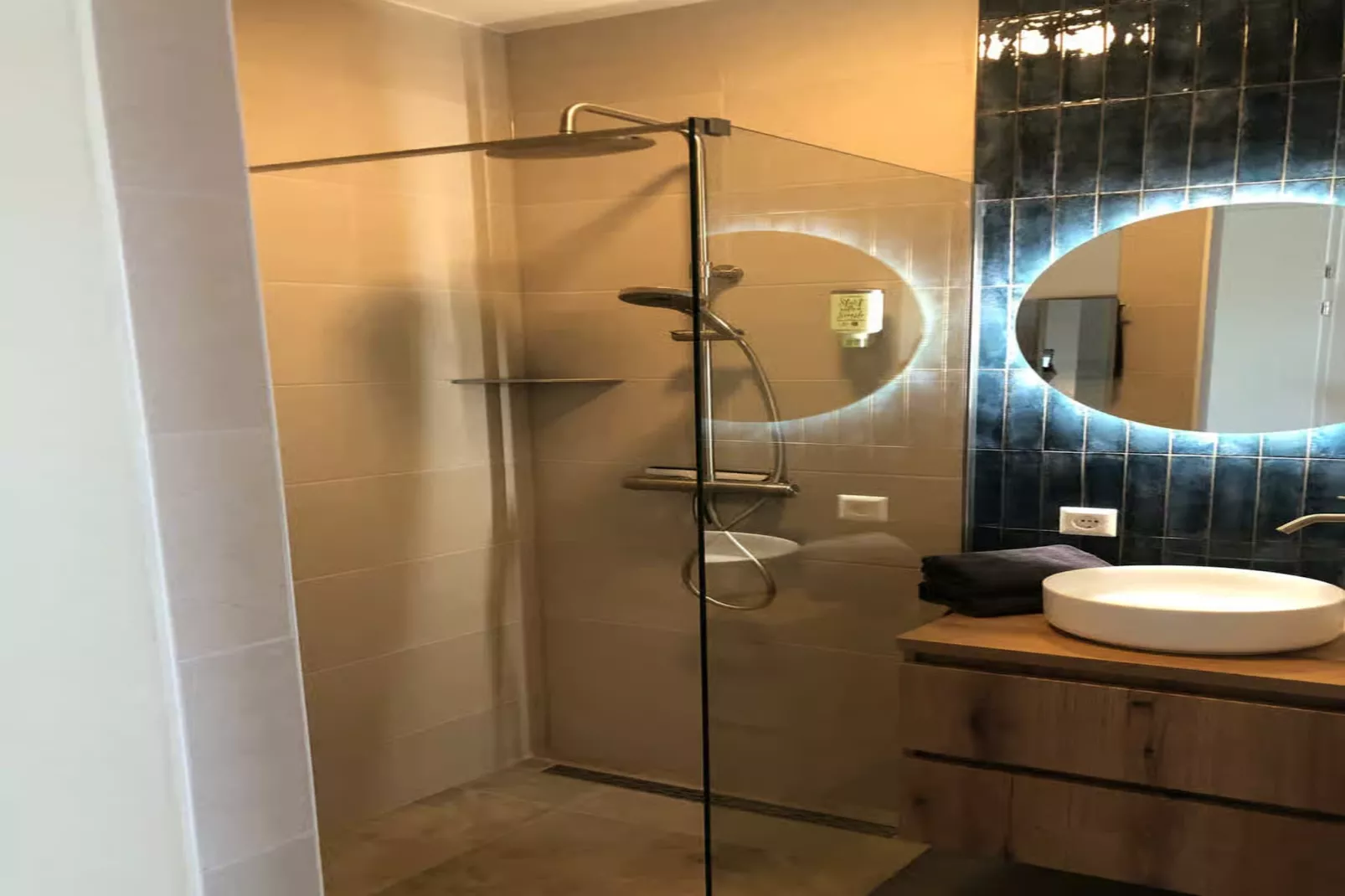 Plein 40 Lodge 12 - New - Badkamer