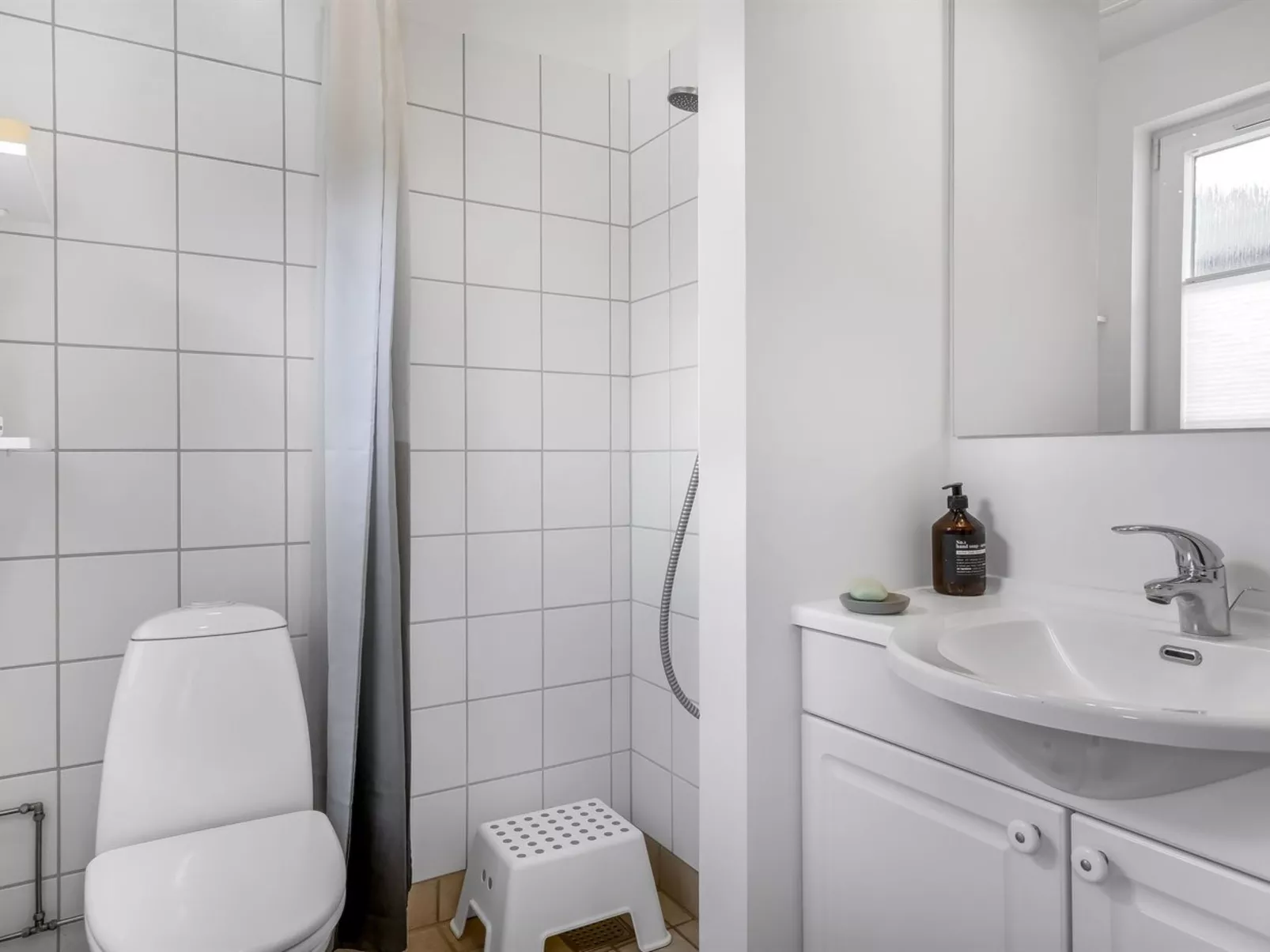 "Albine" - 500m from the sea-Binnen