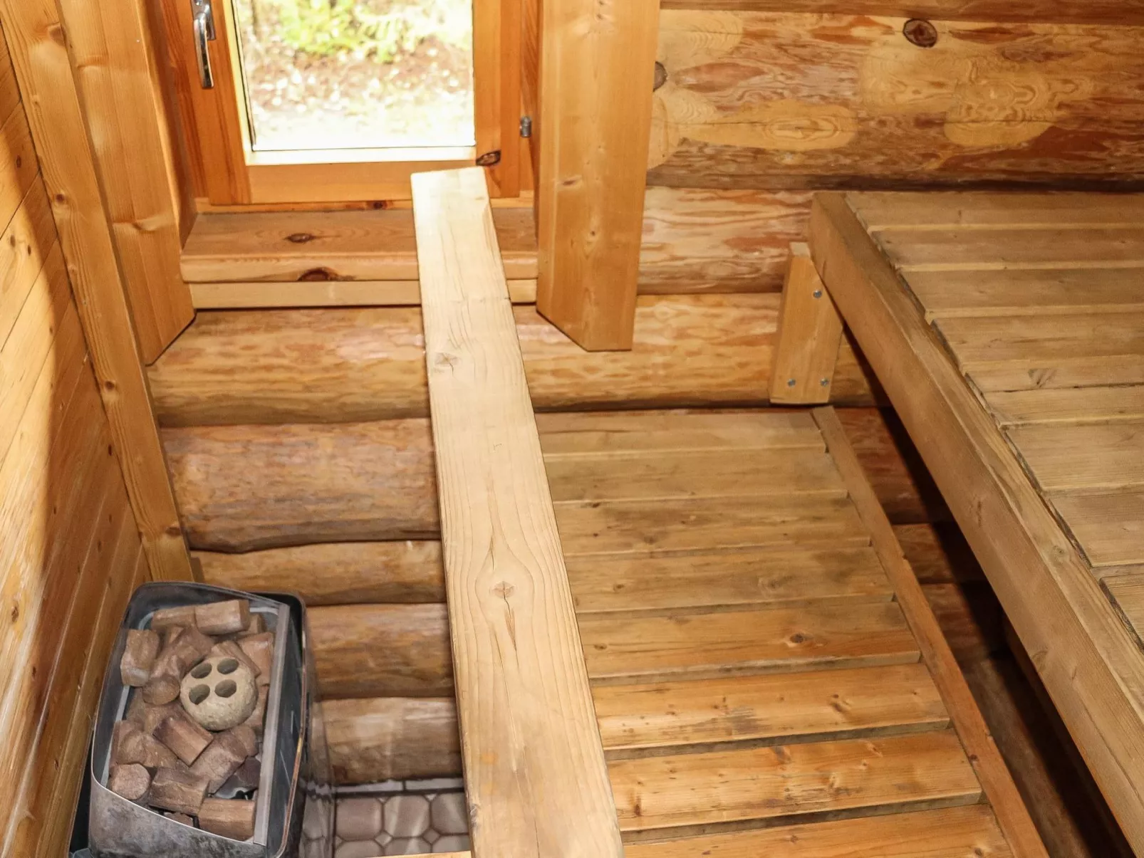 Lampitaival 5-Binnen