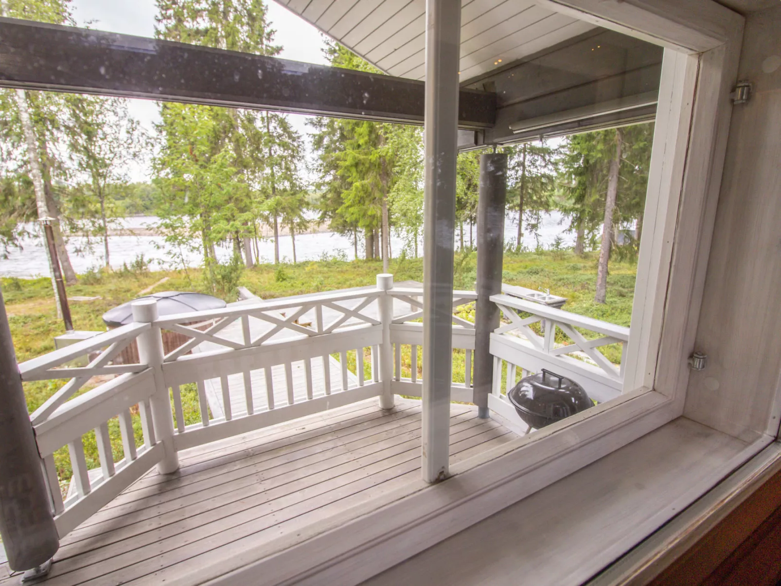 Villa white water-Binnen