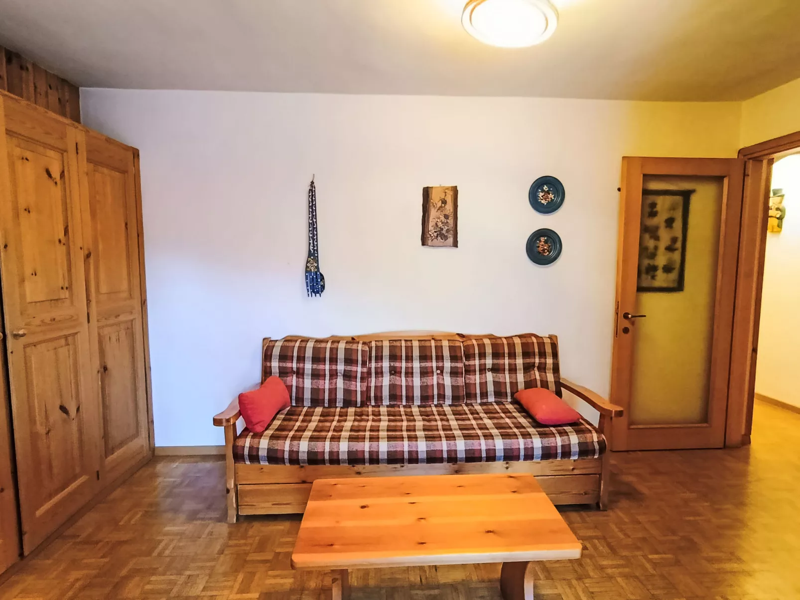 Nuccia Navalge-Binnen