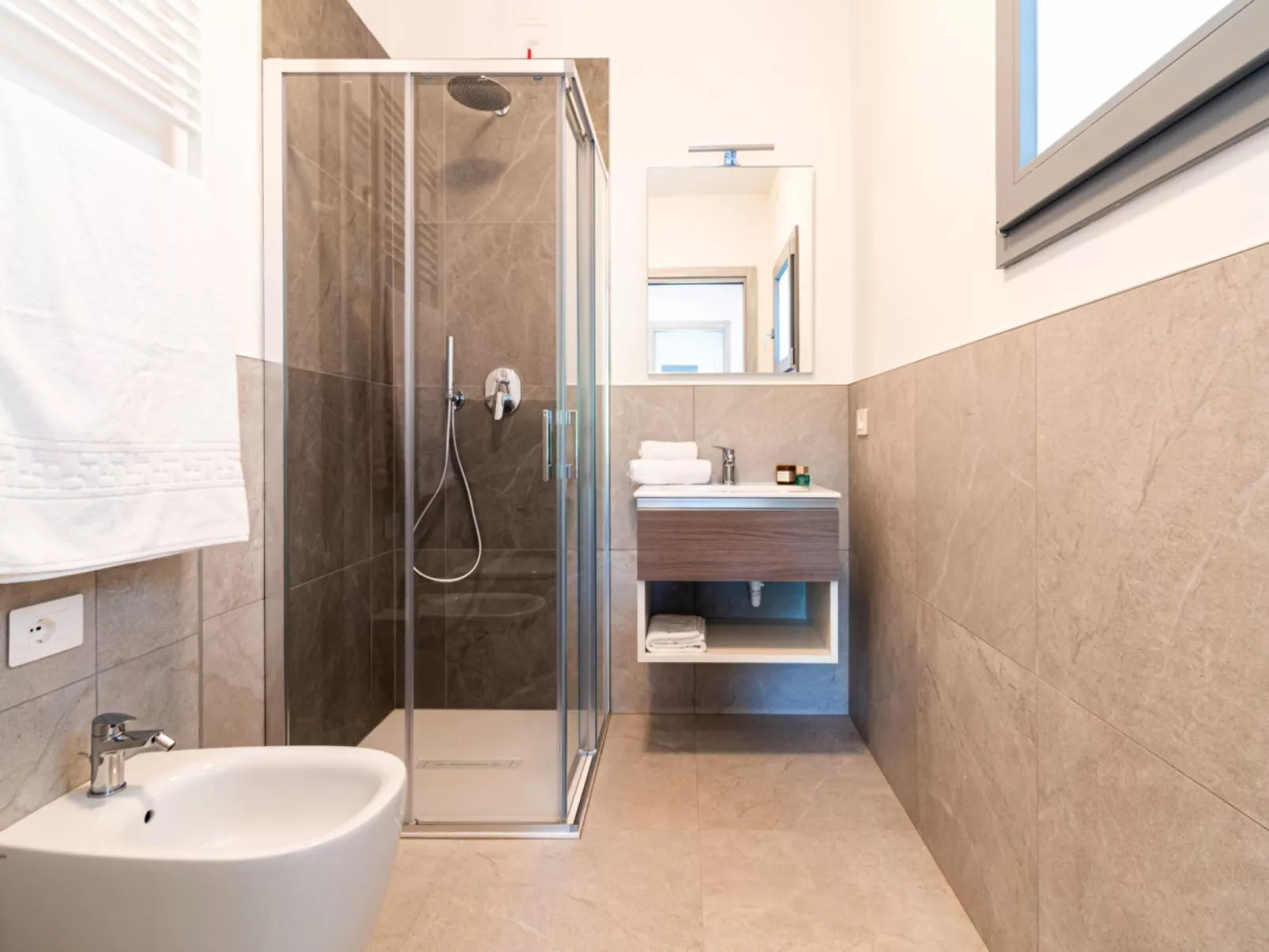 One Life Suites-Binnen