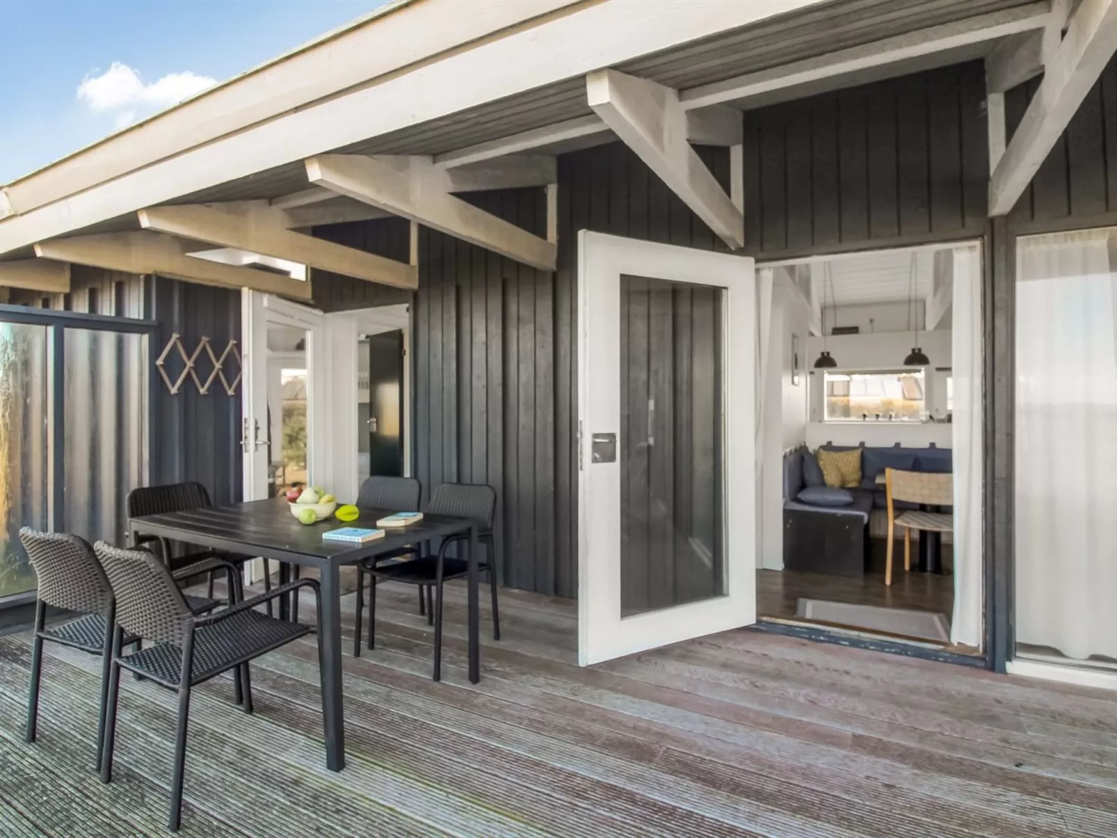 "Kanutte" - 250m from the sea-Buiten