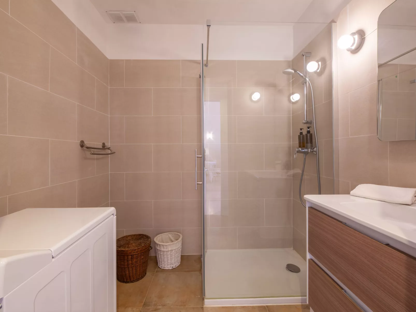 El Cantarello-Binnen