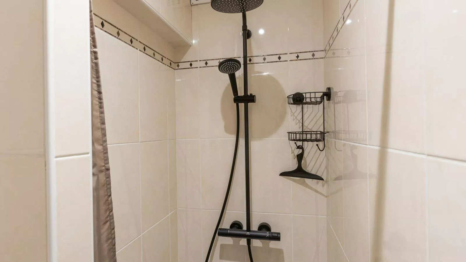 Vandenheuvel - 0406-Badkamer