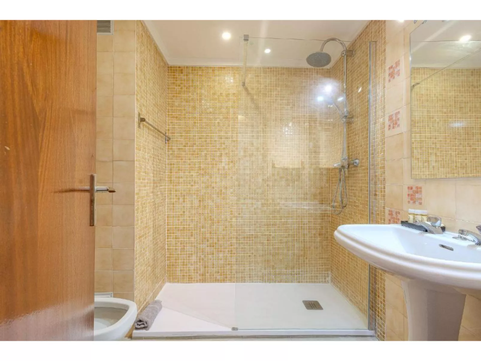 Ivone - Sunny Way-Binnen