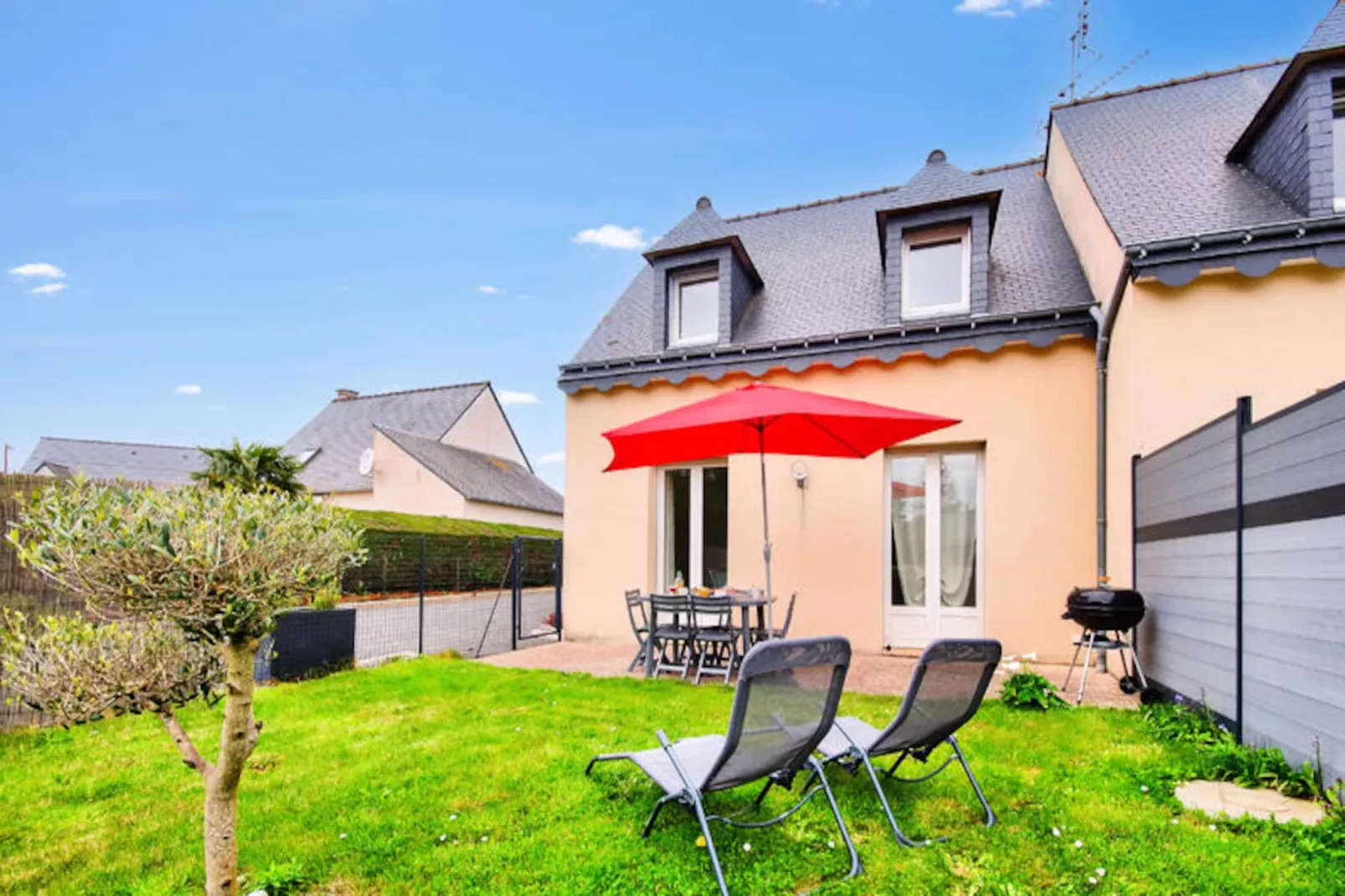 Maison à Erquy-Niet-getagd