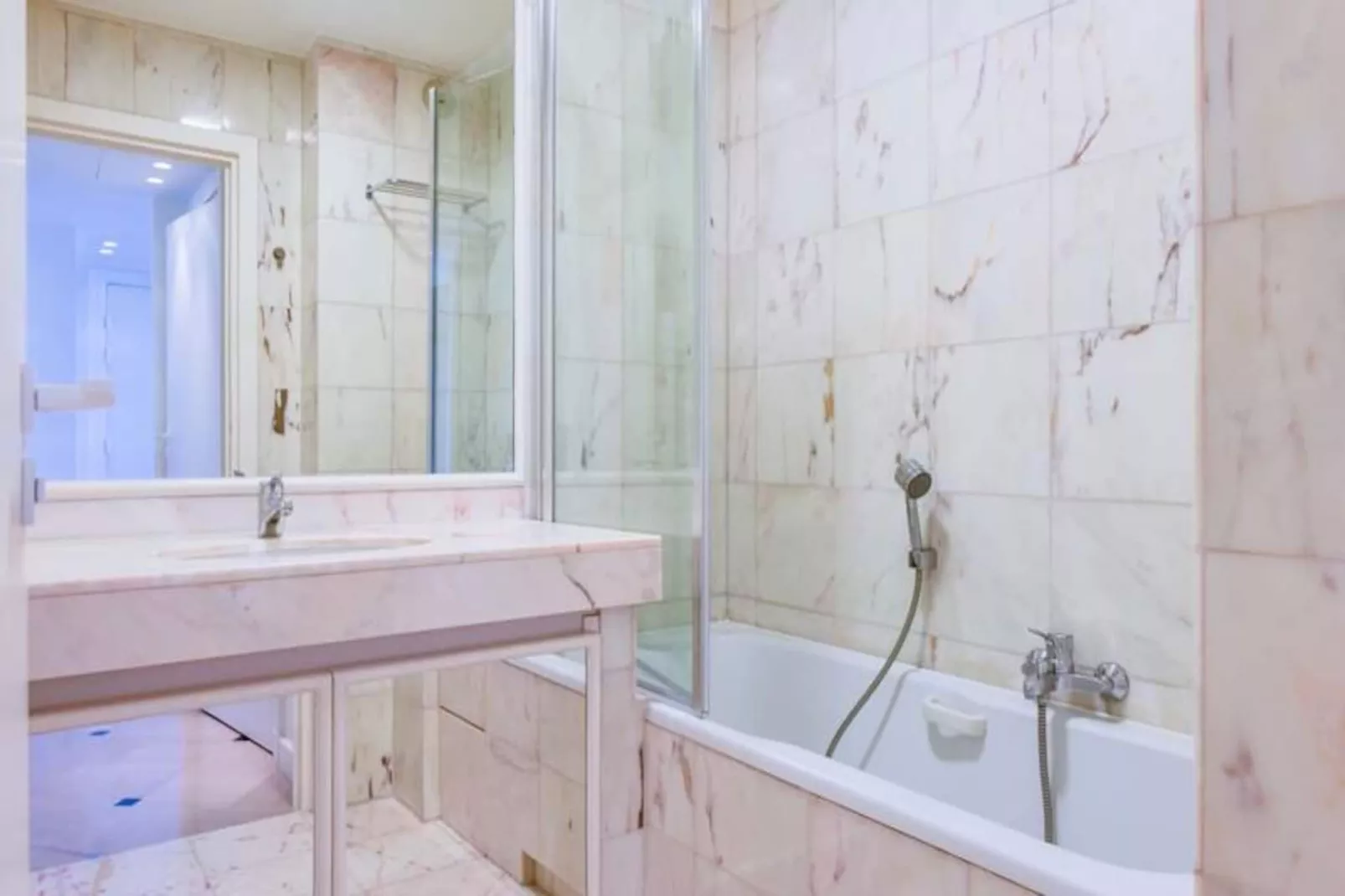 Résidence 2p Au Calme, Vue Mer, Piscine Et Garage.-Niet-getagd