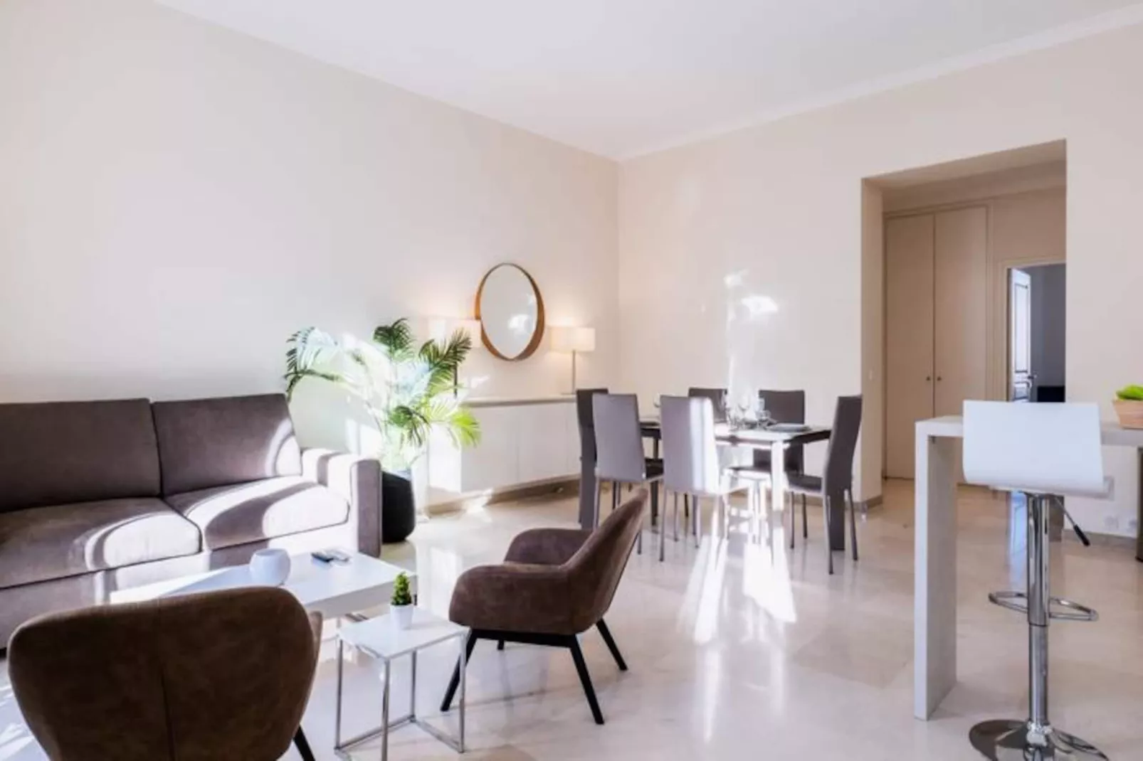 Résidence 3 Pièces Rue D’antibes à Deux Pas Du Palais Des Festivals-Niet-getagd