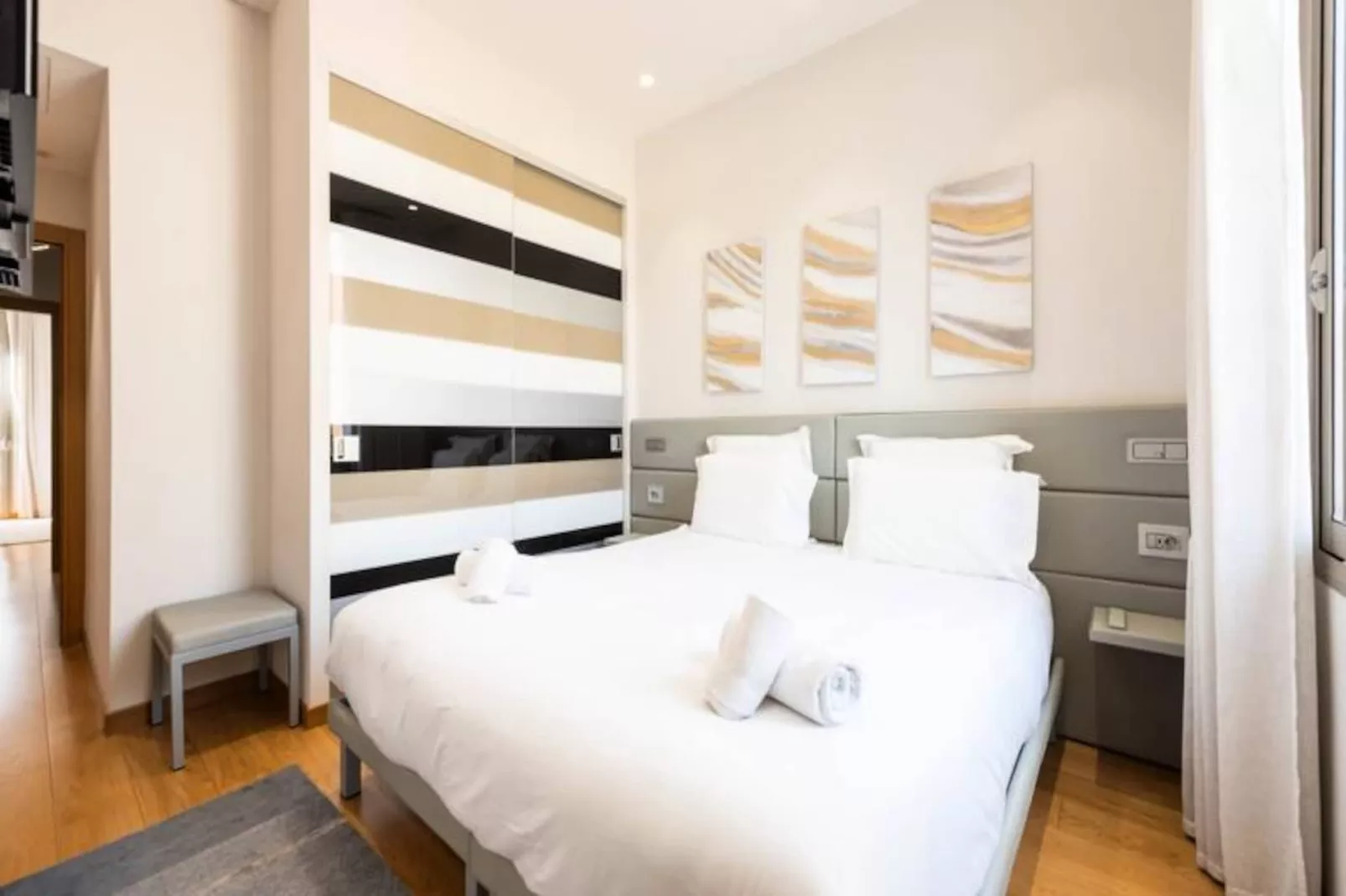 Résidence Duplex 145m² Terrasse Et Ascenseur Privé-Niet-getagd