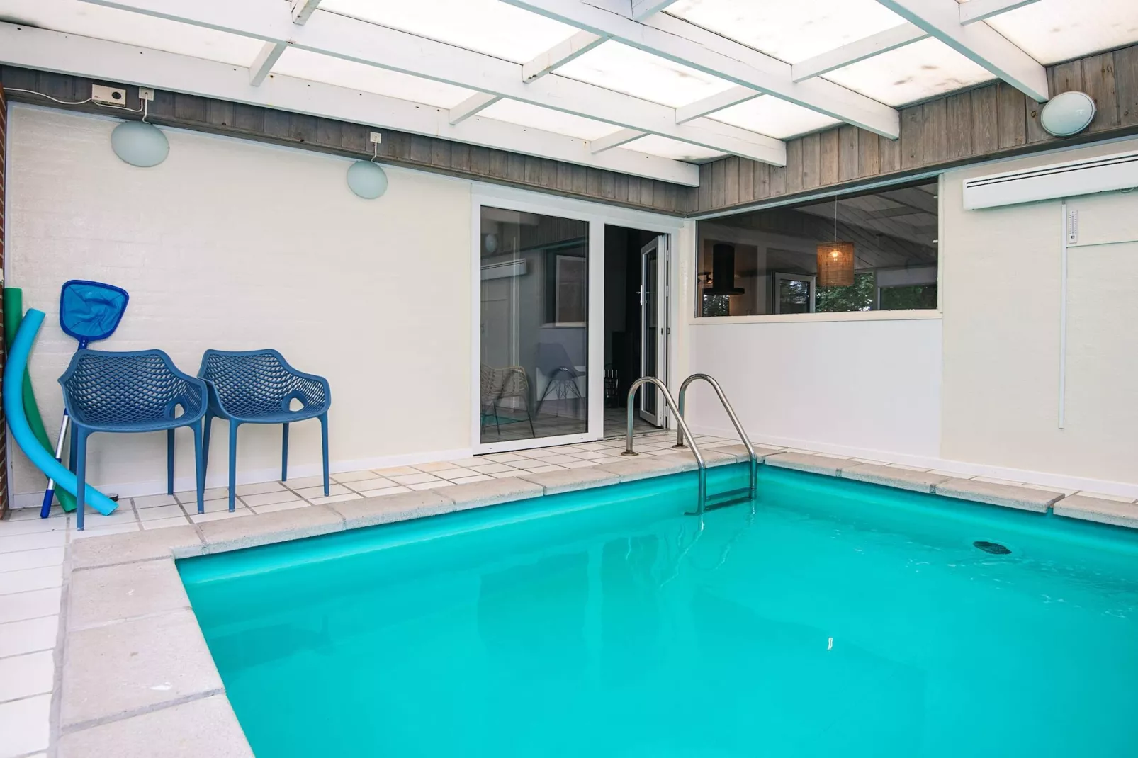 8 persoons vakantie huis in Ørsted-By Traum-Zwembad