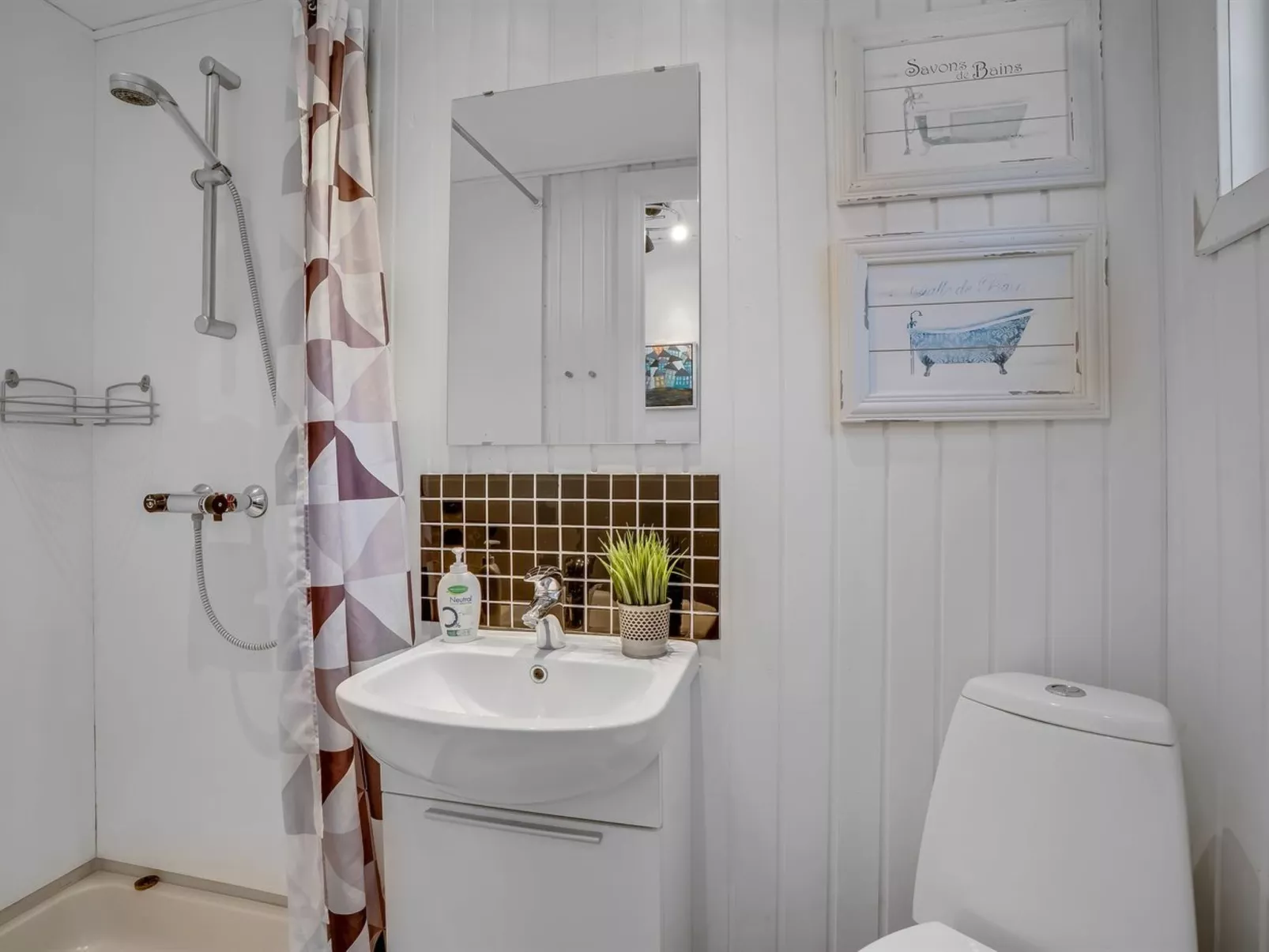 "Eleen" - 100m to the fjord-Binnen