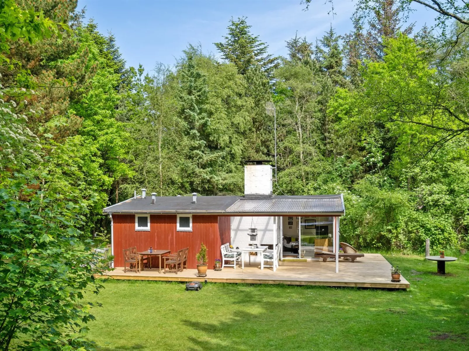 "Deik" - 2km to the fjord-Buiten