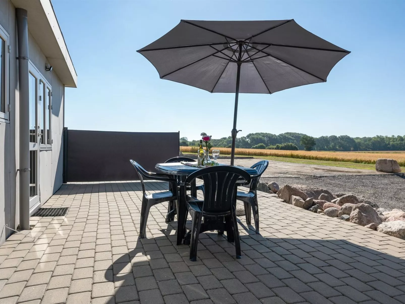 "Henne" - 2.5km from the sea-Buiten