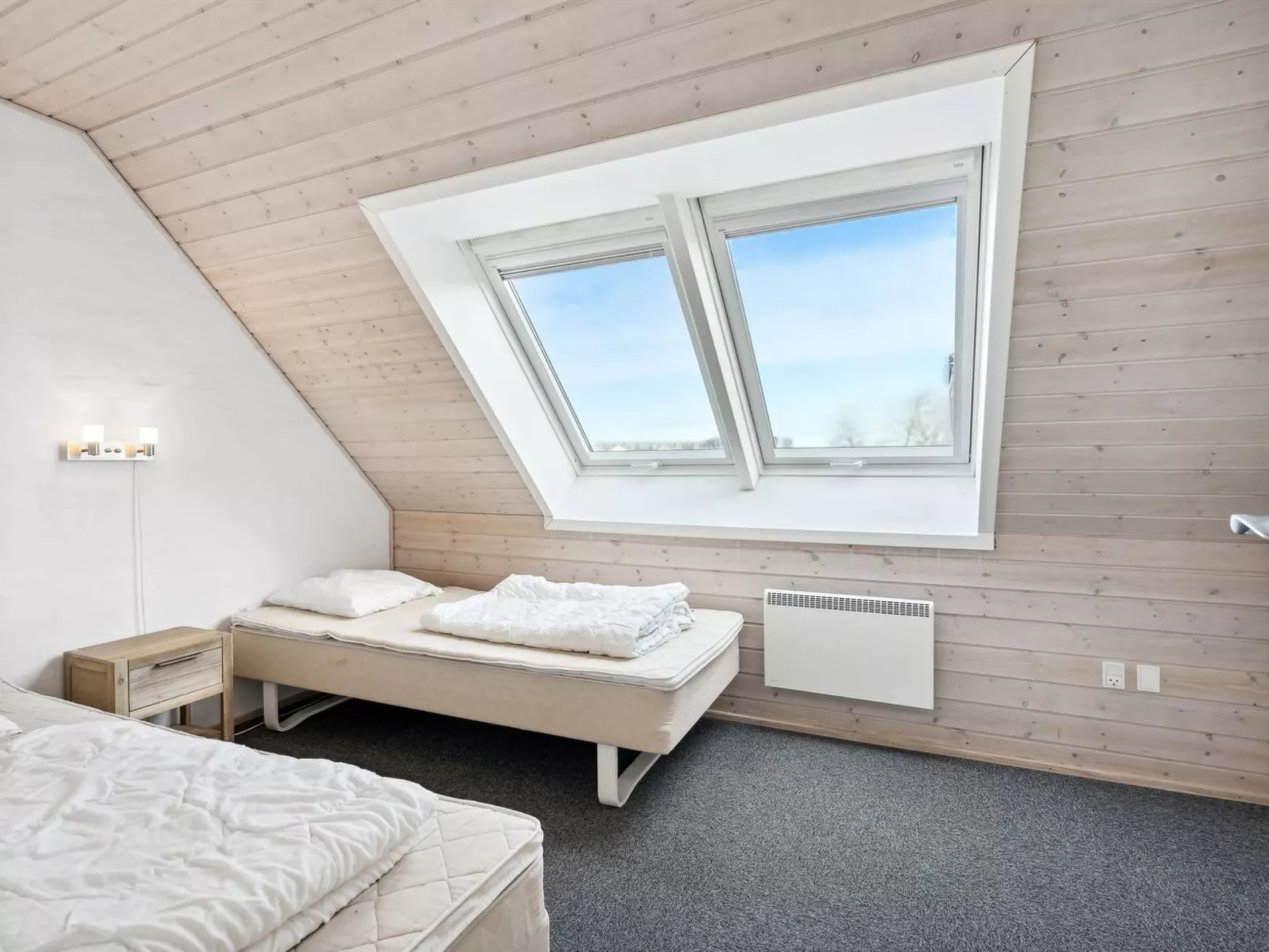 "Joonas" - 100m from the sea-Binnen