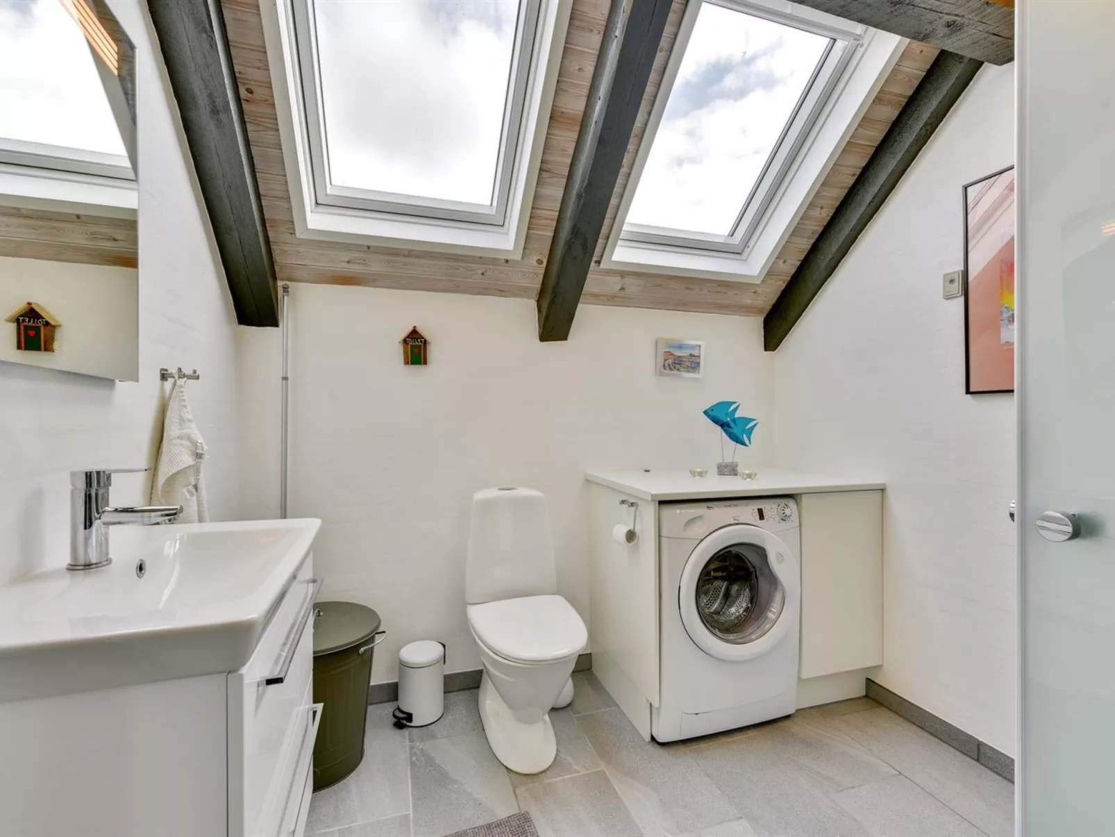 "Gizella" - 850m to the fjord-Binnen