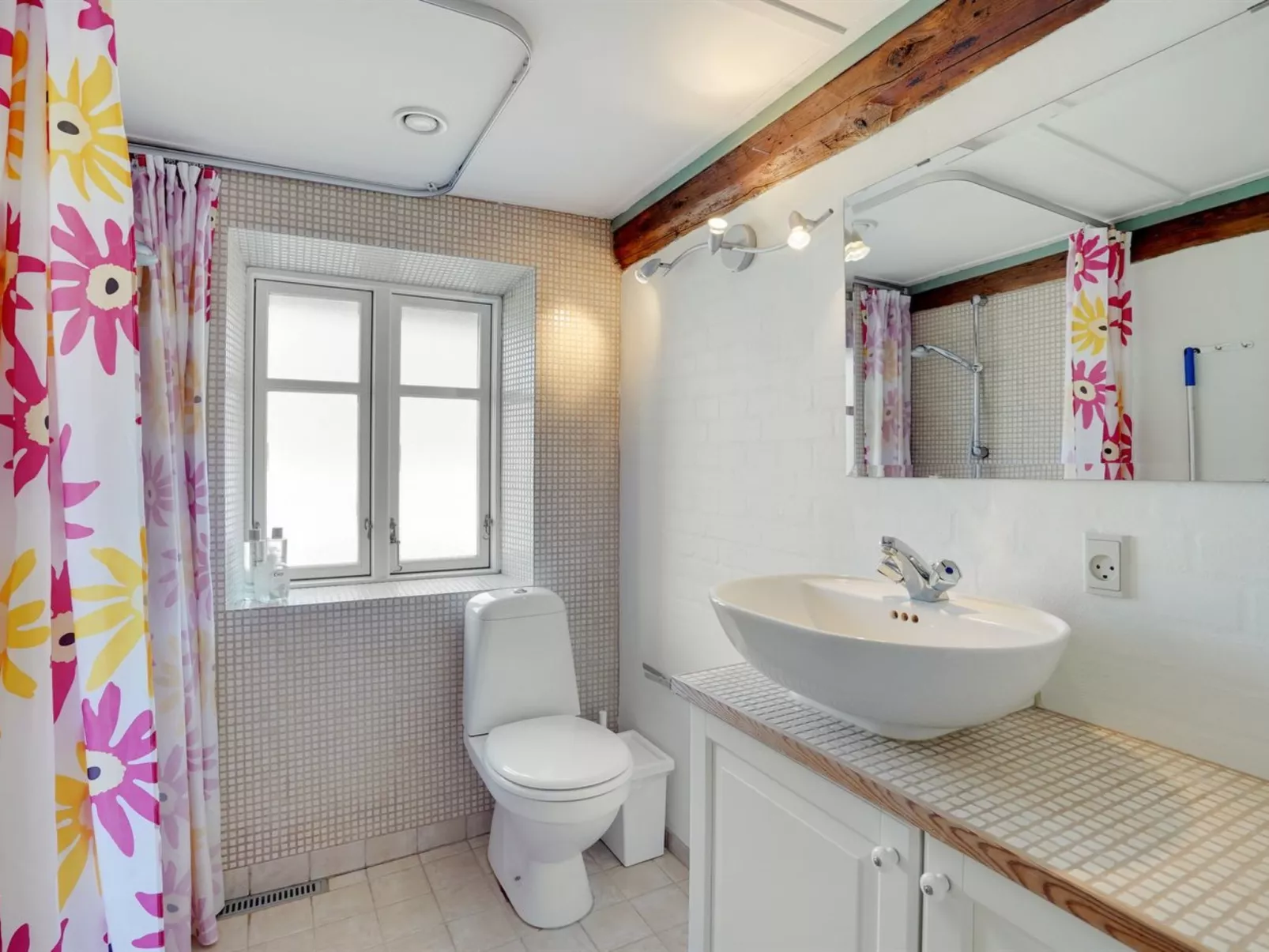 "Arik" - 700m from the sea-Binnen