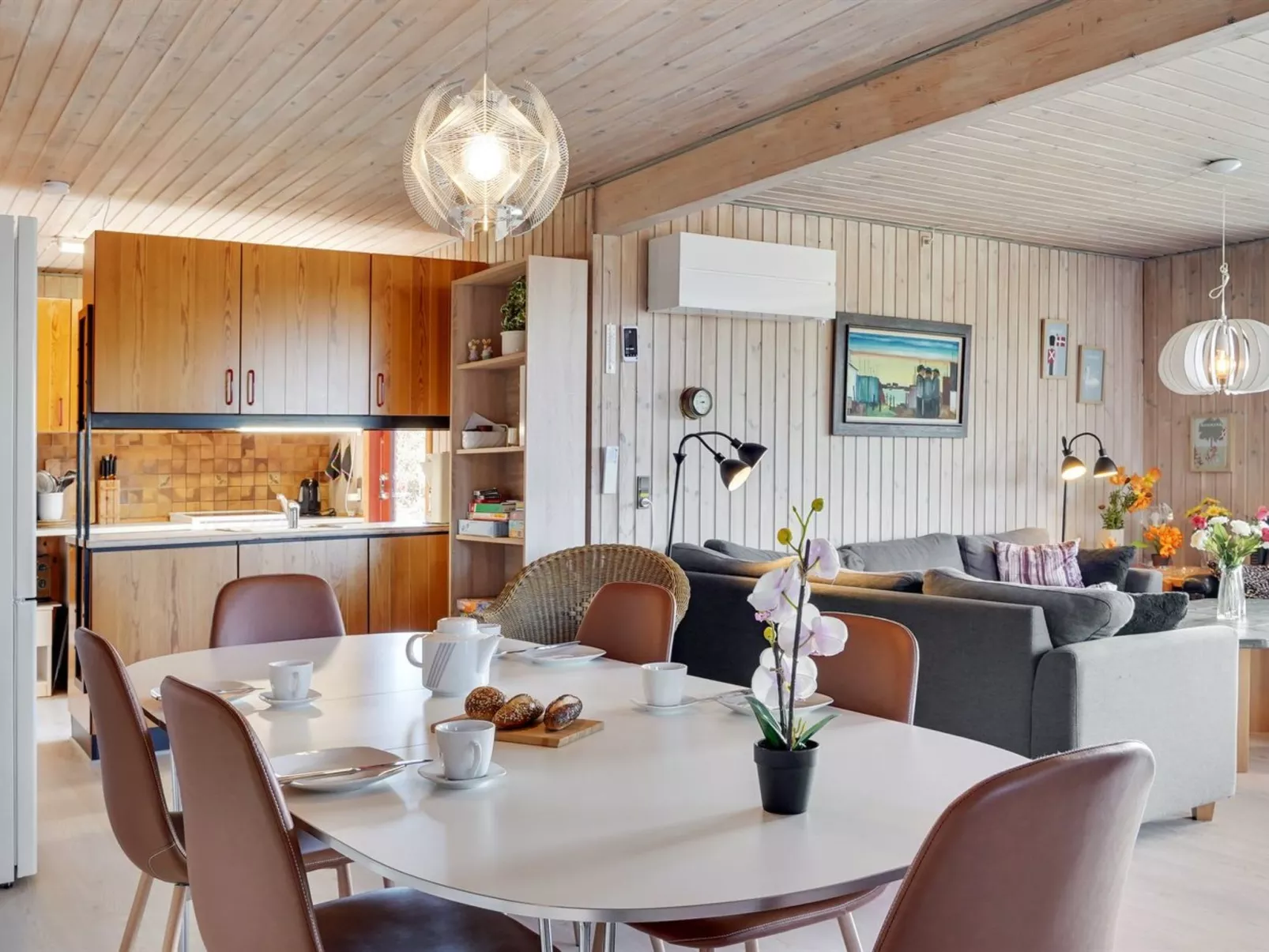 "Eljene" - 750m from the sea-Binnen