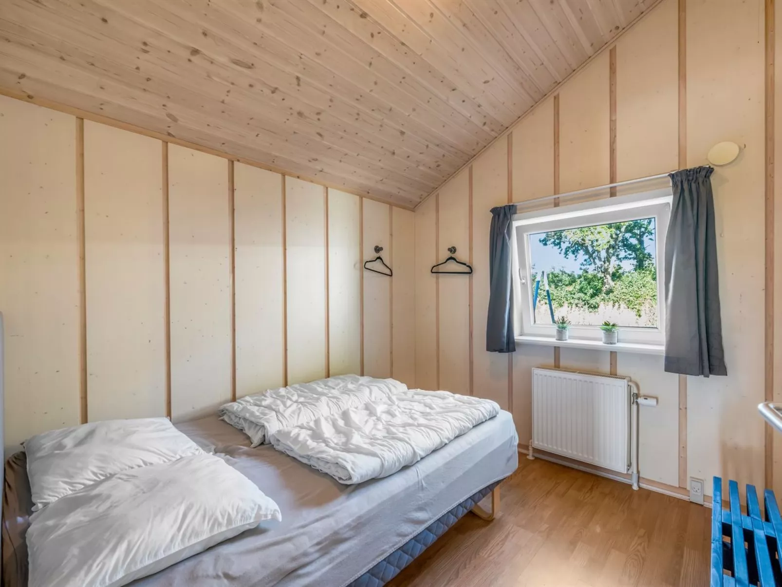 "Findus" - 1.2km to the fjord-Binnen