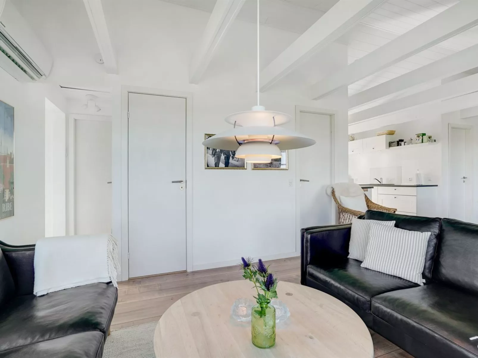 "Ortwin" - 300m from the sea-Binnen