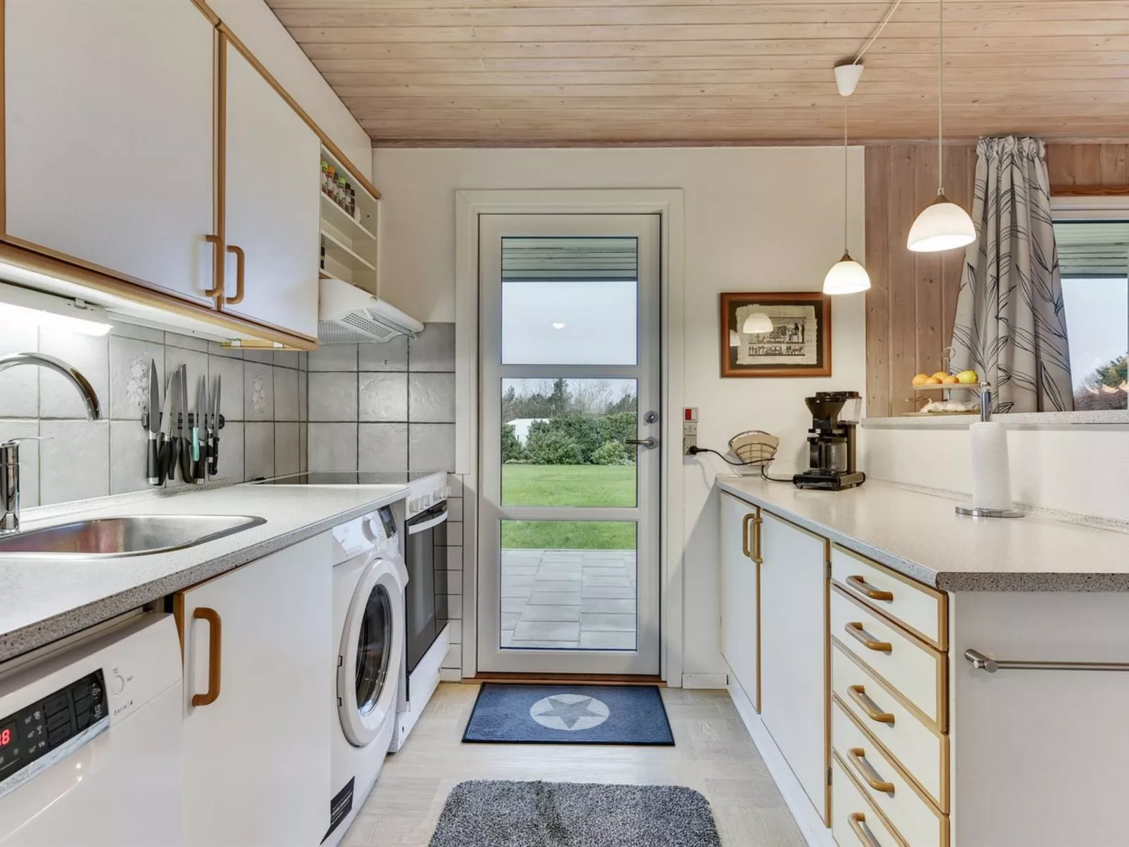 "Verneri" - 300m from the sea-Binnen