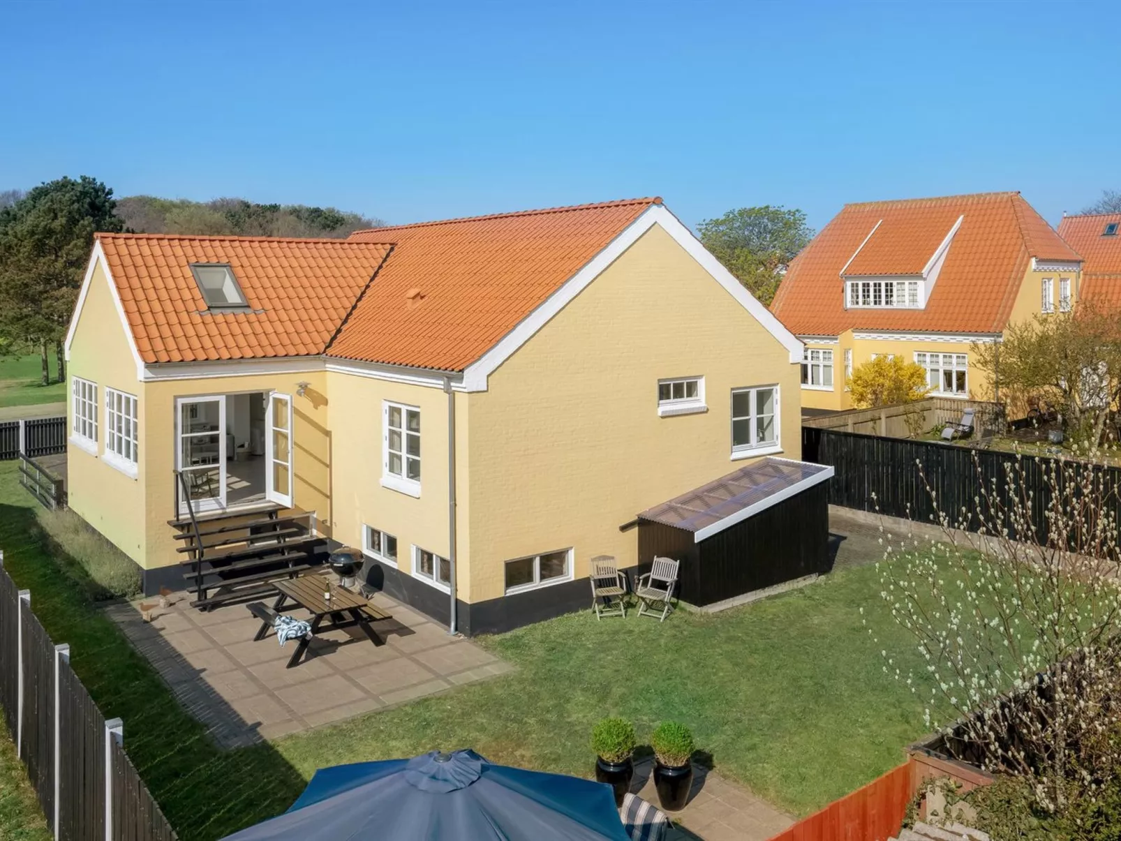 "Janes" - 400m from the sea-Buiten