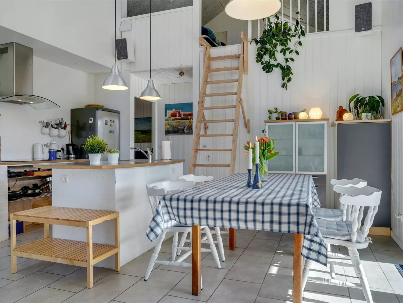 "Berta" - 300m from the sea-Binnen