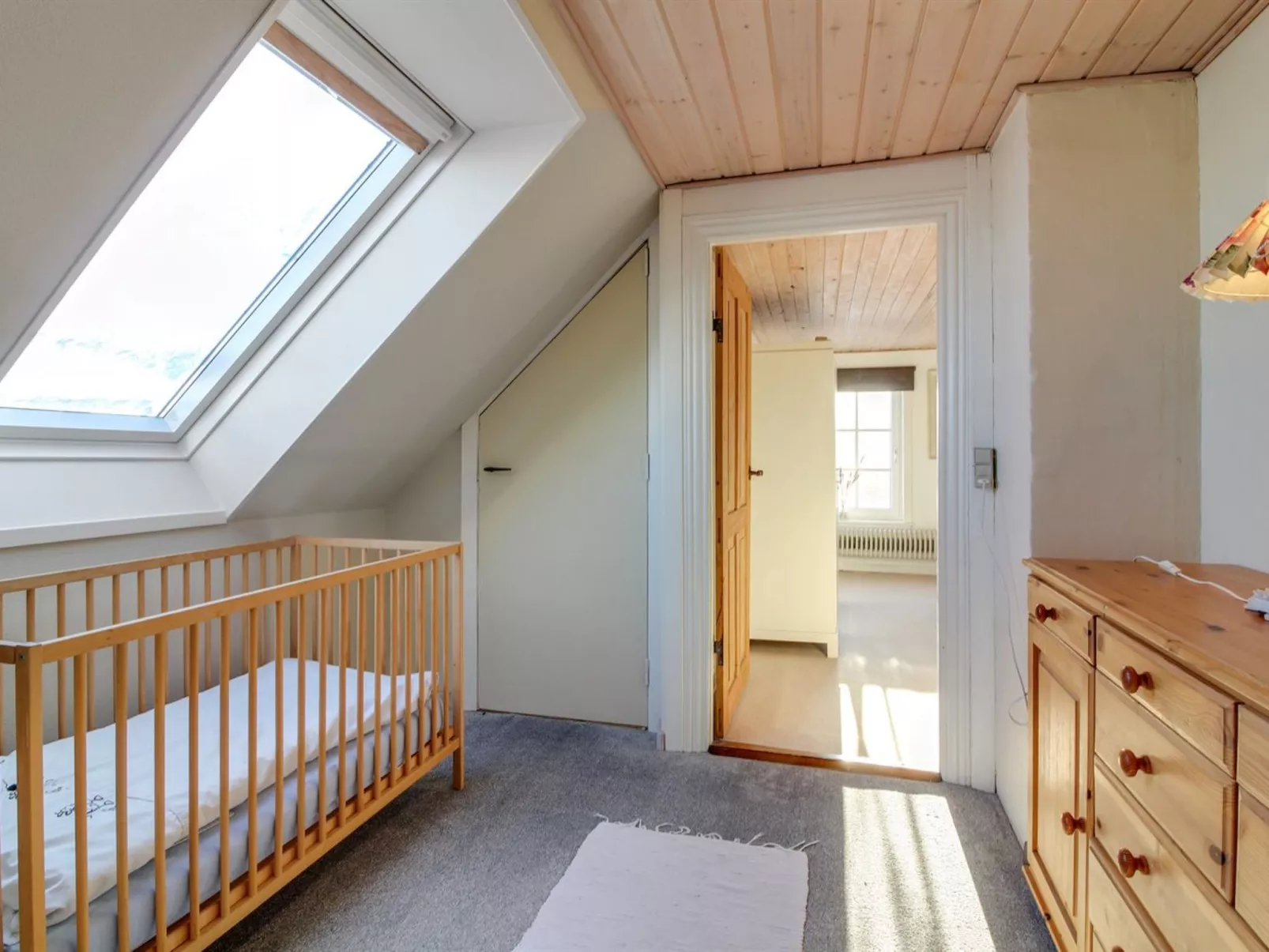 "Fraþulf" - 6km from the sea-Binnen