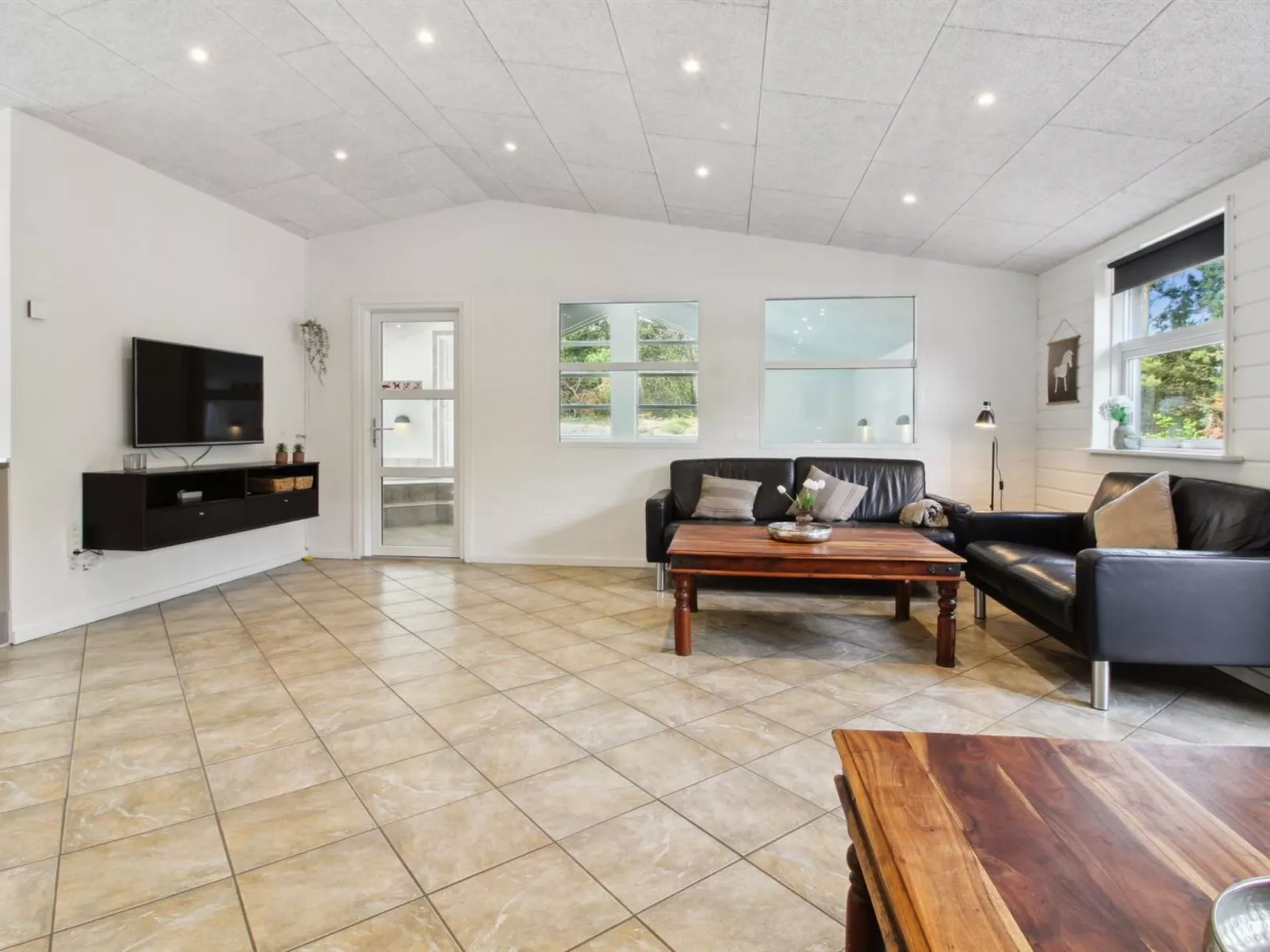 "Nael" - 1.6km from the sea-Binnen