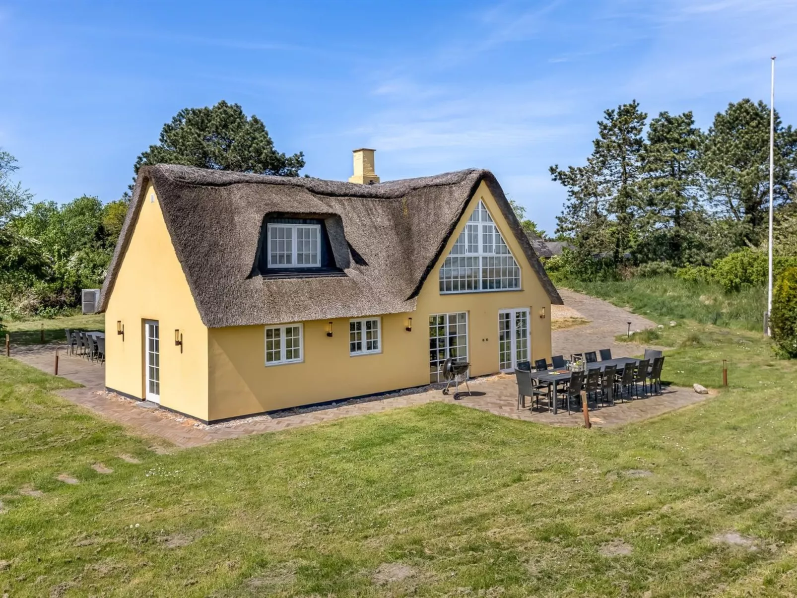 "Narvik" - 4.5km from the sea-Buiten