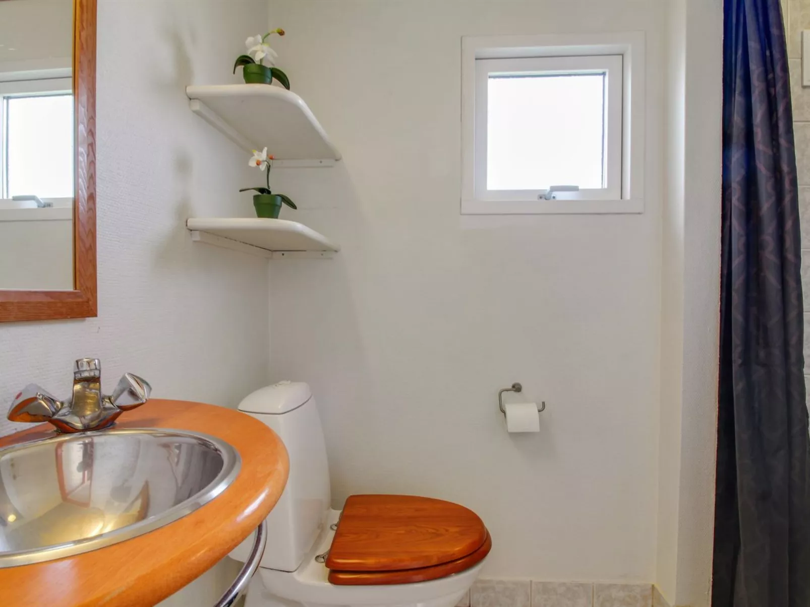 "Wifred" - 250m from the sea-Binnen