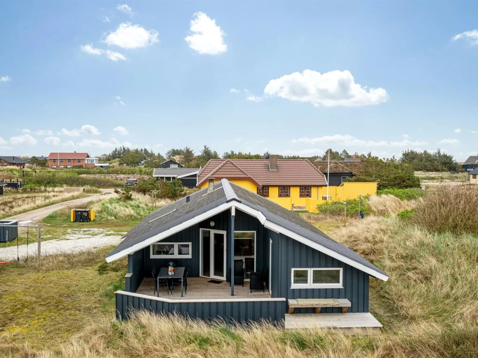 "Estella" - 500m to the fjord-Buiten