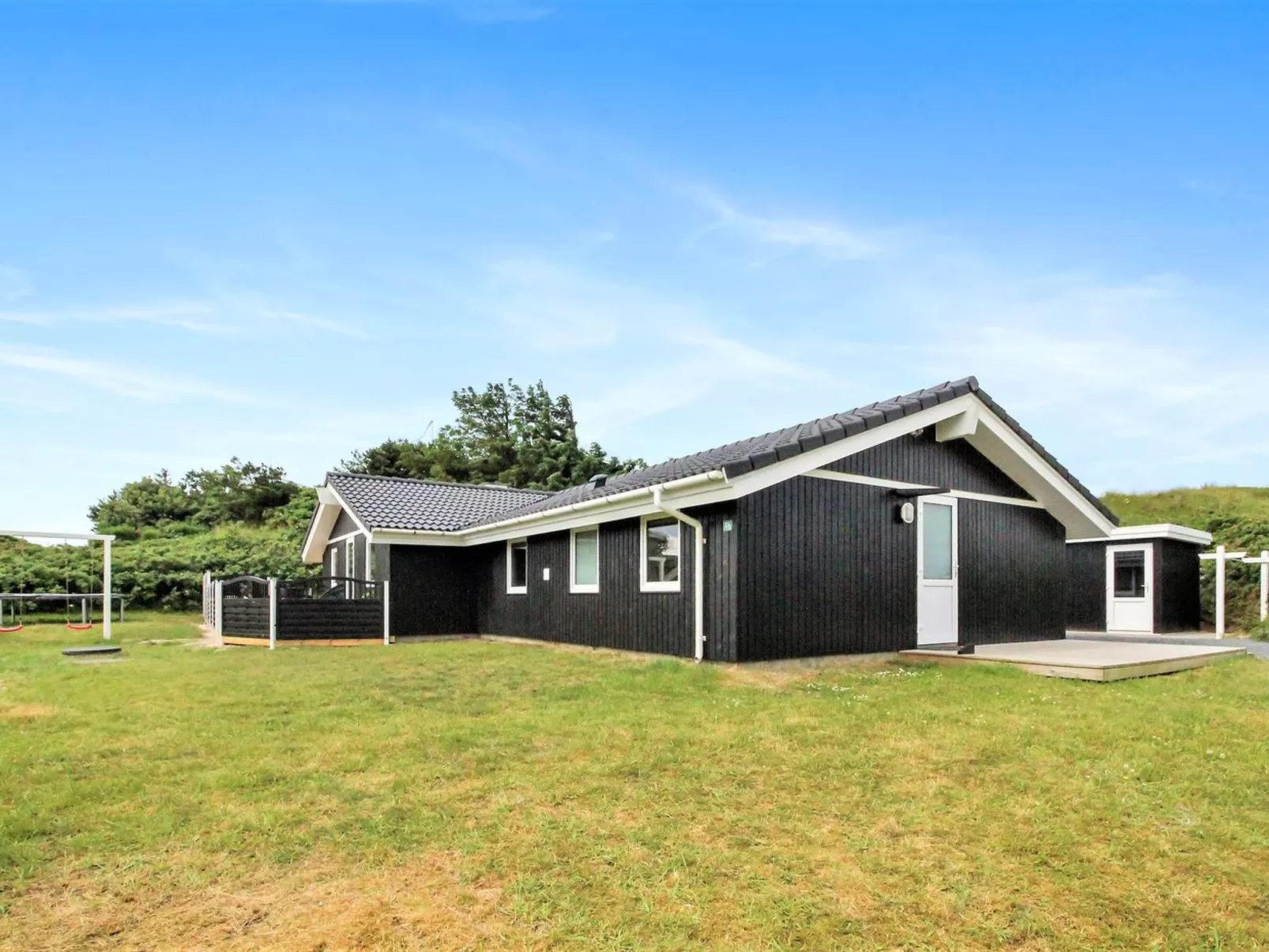 "Sirka" - 200m from the sea-Buiten