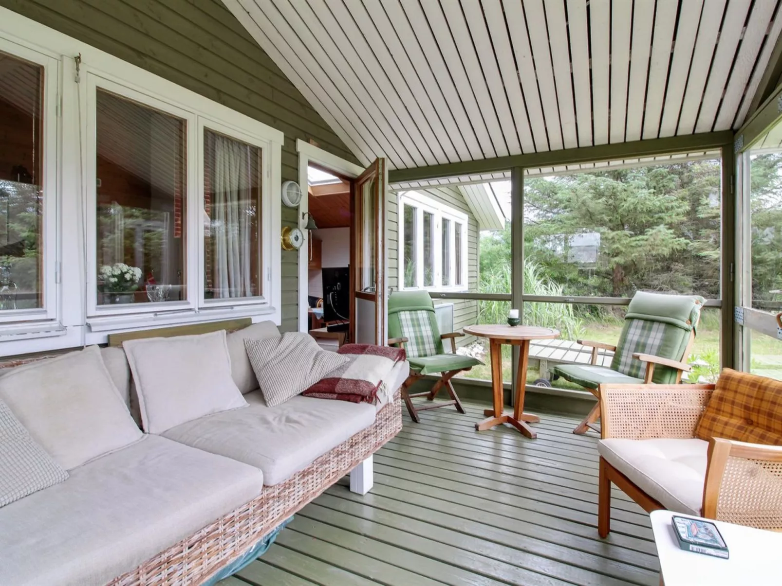 "Ele" - 900m from the sea-Binnen